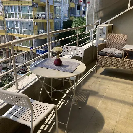 Luxury Ani 公寓 布尔加斯