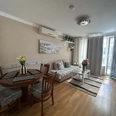 Lägenhet Luxury Ani